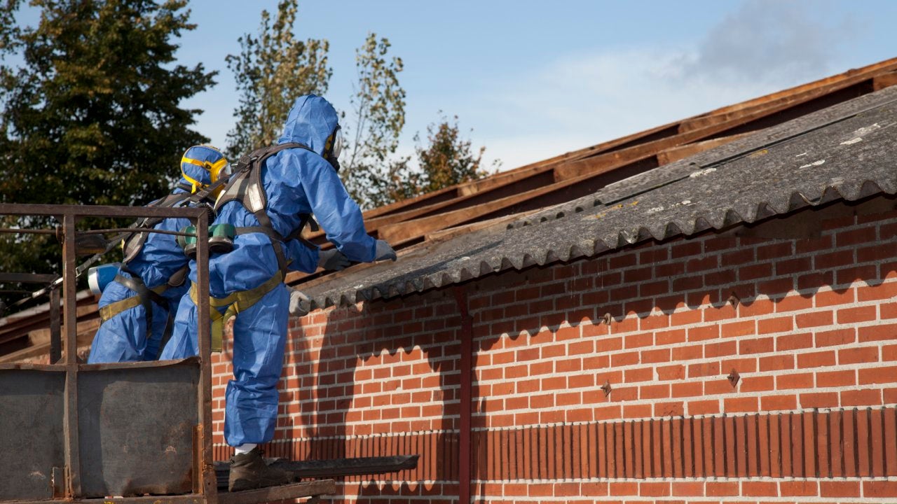 5 Factors to consider when choosing asbestos testing services